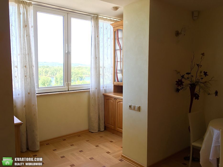 Rent out 2-room apartment. Киев,  Никольско-Слободская — photo 10