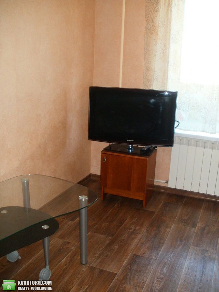 Rent out 1-room apartment. Киев,  Братиславская — photo 4