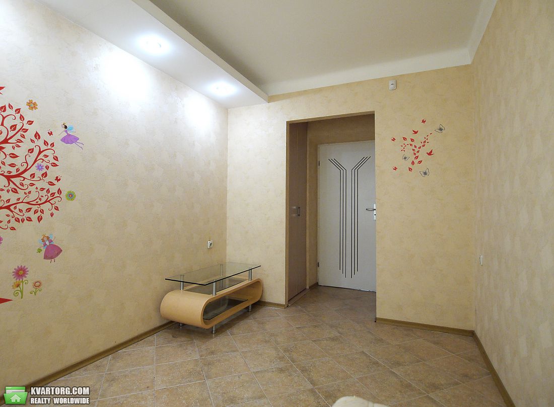 Sell 2-room apartment. Киев,  Студенческая — photo 2