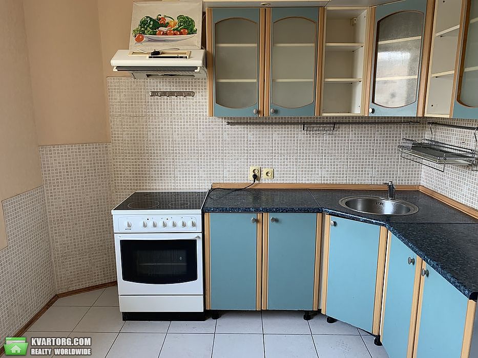 Rent out 2-room apartment. Киев,  Тростянецкая — photo 3