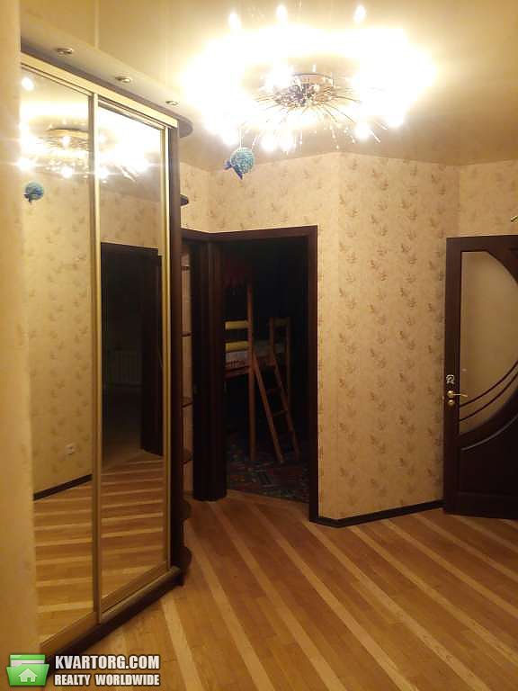 Rent out 3-room apartment. Киев,  Срибнокильская — photo 6