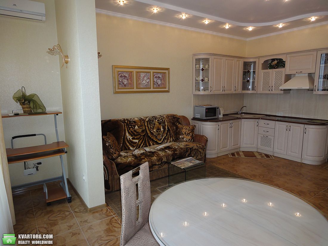 Rent out 1-room apartment. Одесса, Литературная — photo 2