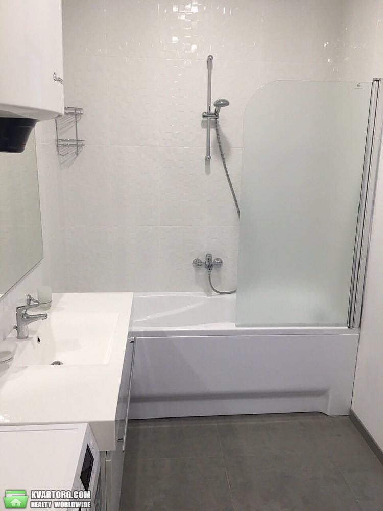Rent out 2-room apartment. Днепропетровск, жк фестивальный — photo 3
