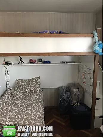Rent out 2-room apartment. Киев, Братьев Зеровых — photo 8