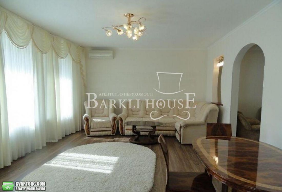 Rent out 3-room apartment. Киев, кириловская — photo 1