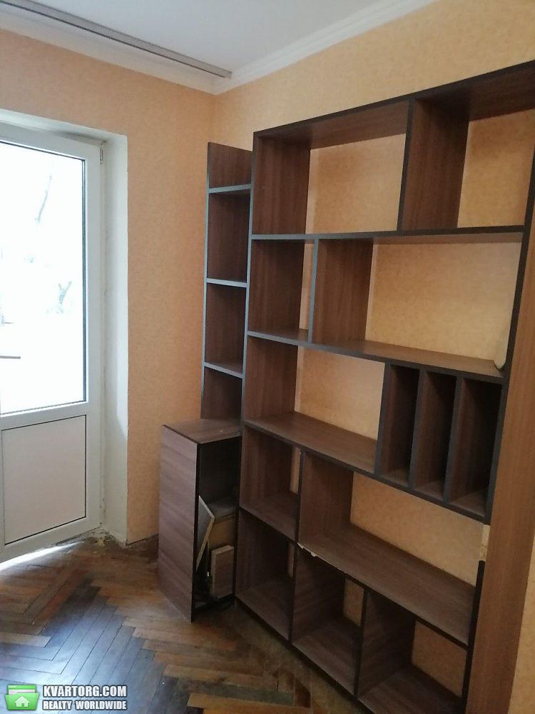 Rent out 1-room apartment. Киев,  Нежинская — photo 2