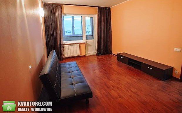 Sell 3-room apartment. Киев,  Эрнста — photo 1