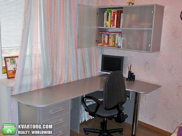 Rent out 3-room apartment. Киев,  Луначарского — photo 4