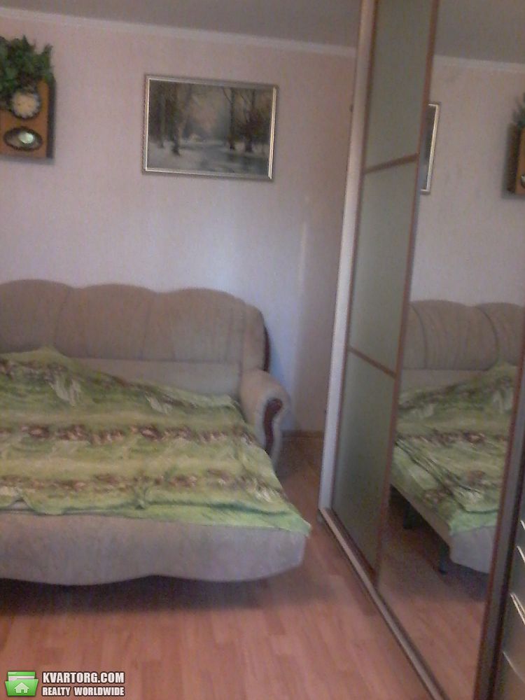 Sell 2-room apartment. Киев,  Курская — photo 1