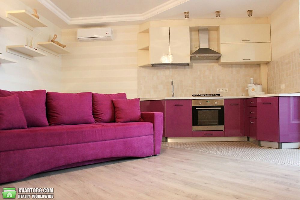 Rent out 2-room apartment. Харьков, героев труда — photo 1