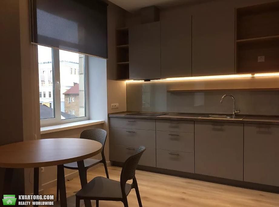 Rent out 2-room apartment. Киев,  Владимирская — photo 8