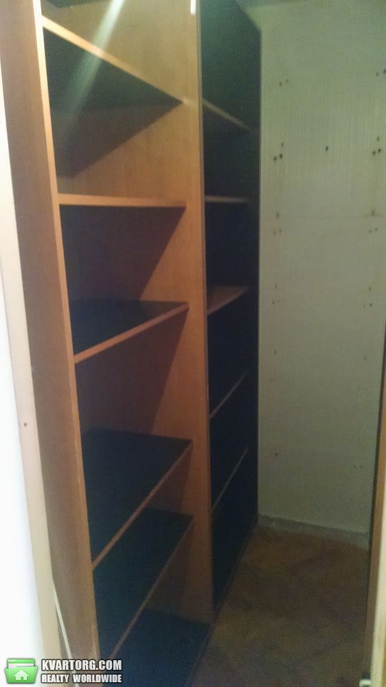 Sell 2-room apartment. Киев,  Краснова — photo 3