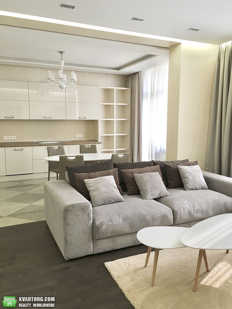 Rent out 2-room apartment. Киев,  Драгомирова — photo 1