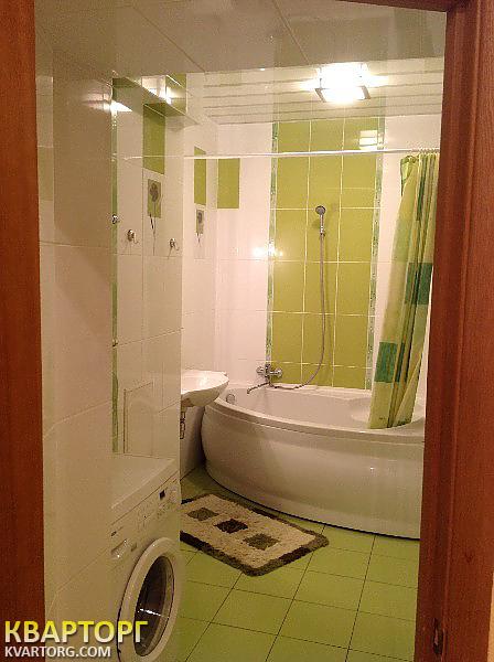 Rent out 2-room apartment. Киев, Бажана Николая просп. — photo 6