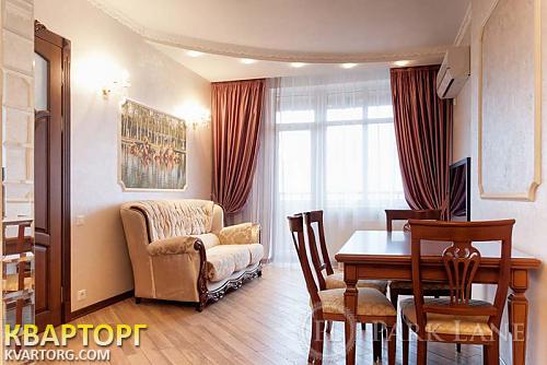Sell 3-room apartment. Киев,  Старонаводницкая — photo 1