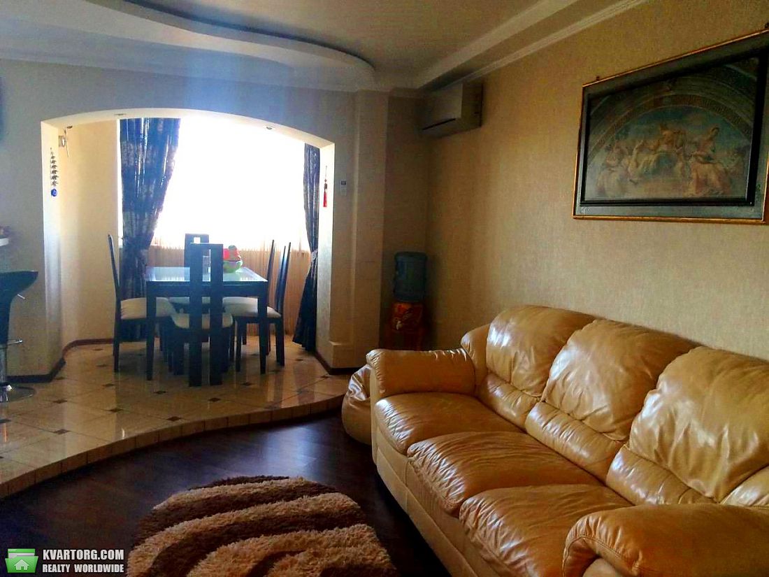 Sell 3-room apartment. Киев,  Новаторов — photo 2