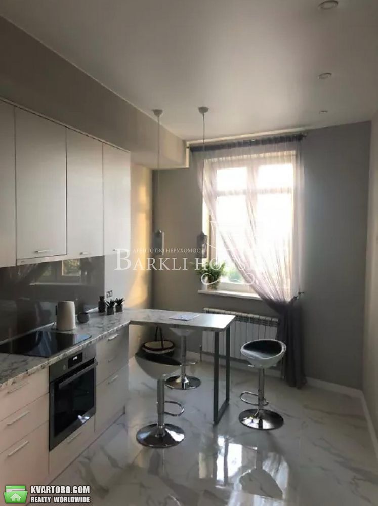 Rent out 3-room apartment. Киев,  Клименко — photo 5