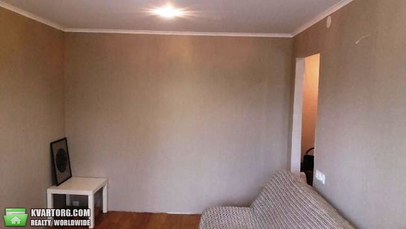 Sell 2-room apartment. Киев,  Горловская — photo 4