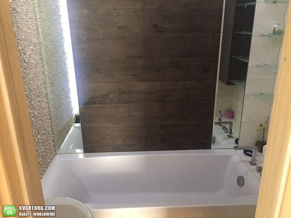Rent out 2-room apartment. Киев,  Днепровская наб — photo 8