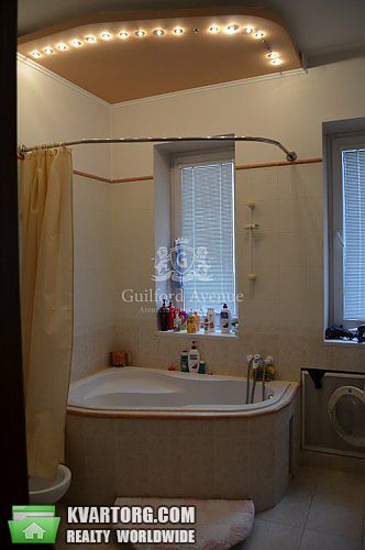 Sell 2-room apartment. Киев, Шелковичная — photo 9