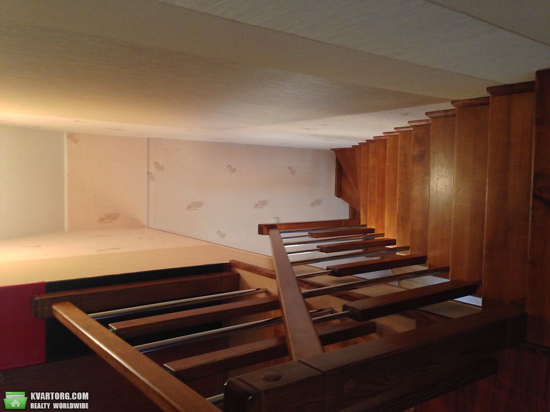 Rent out house. Киев,  Промышленная — photo 4