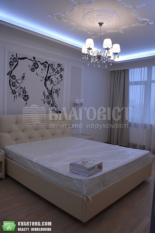 Rent out 3-room apartment. Киев,  Глубочицкая — photo 1