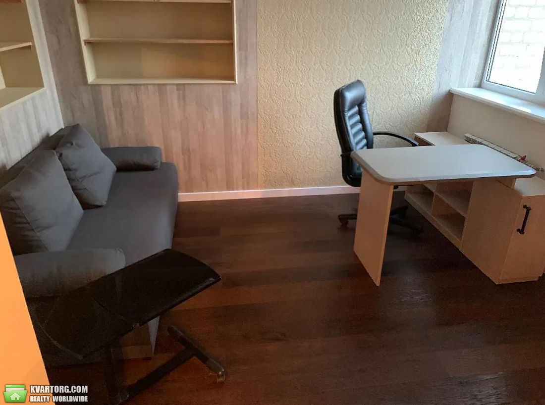 Rent out 4-room apartment. Киев,  Святошинский пер — photo 7