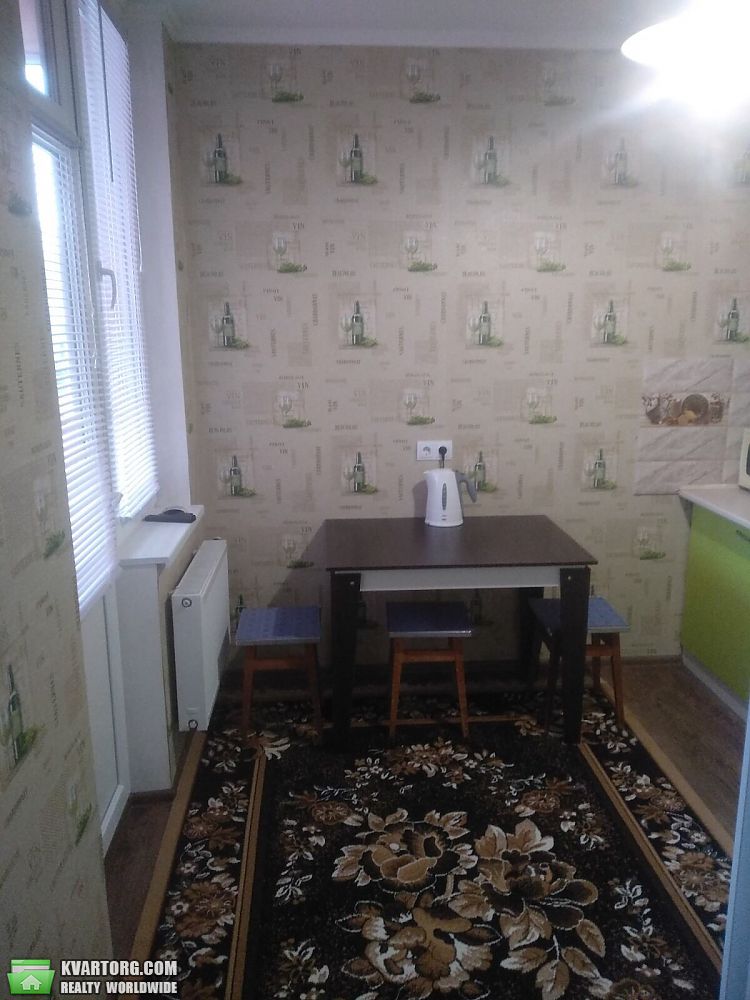 Rent out 1-room apartment. Киев,  Сивашская — photo 3
