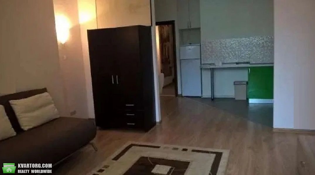Sell 1-room apartment. Киев,  Жилянская — photo 2