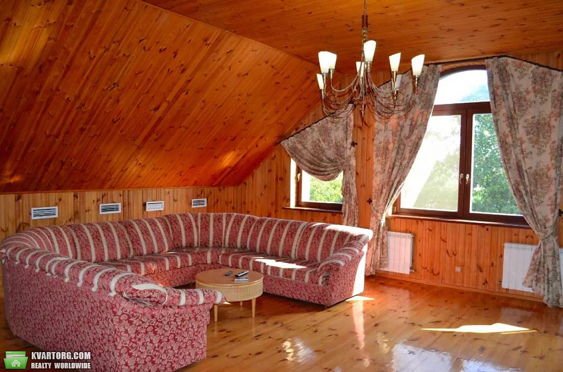 Rent out house. Киев, Интернациональная площадь — photo 5