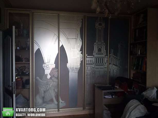 Sell 2-room apartment. Киев,  Срибнокильская — photo 4