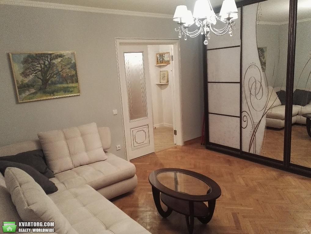 Rent out 2-room apartment. Киев,  Машиностроительная — photo 2