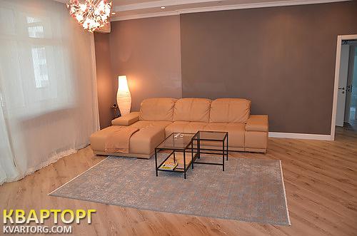 Rent out 3-room apartment. Киев, Щорса — photo 4