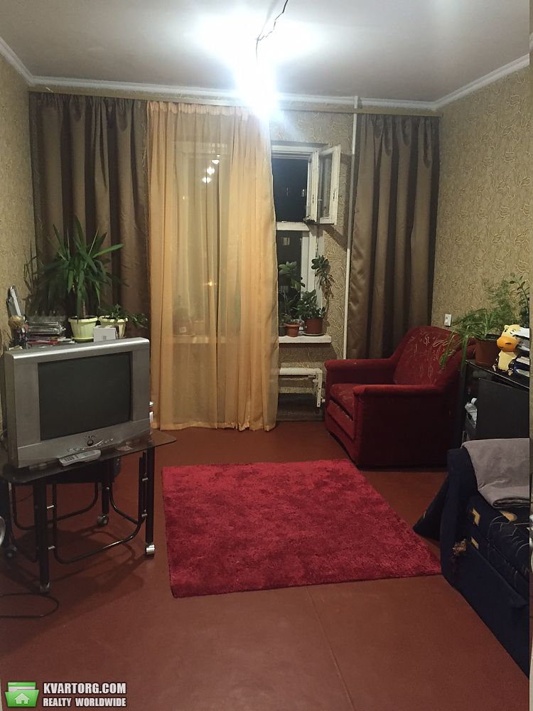 Sell 3-room apartment. Киев,  Маяковского — photo 1