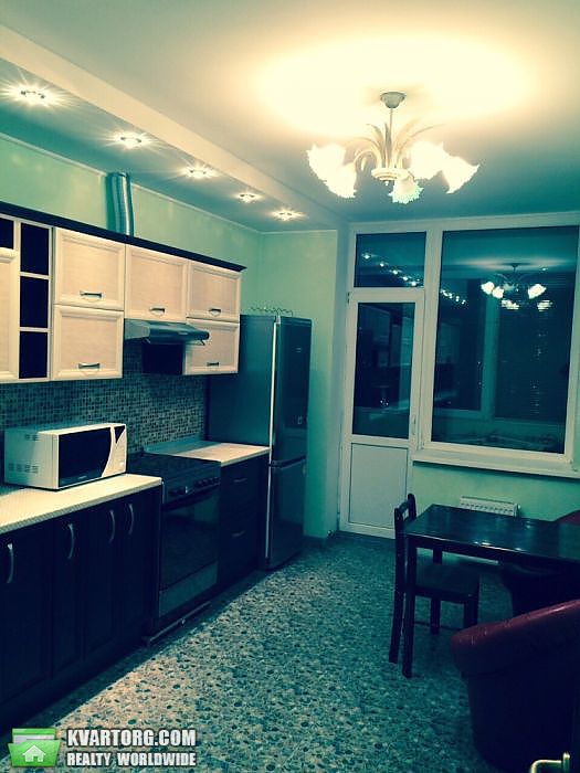 Rent out 2-room apartment. Киев,  Днепровская наб — photo 4