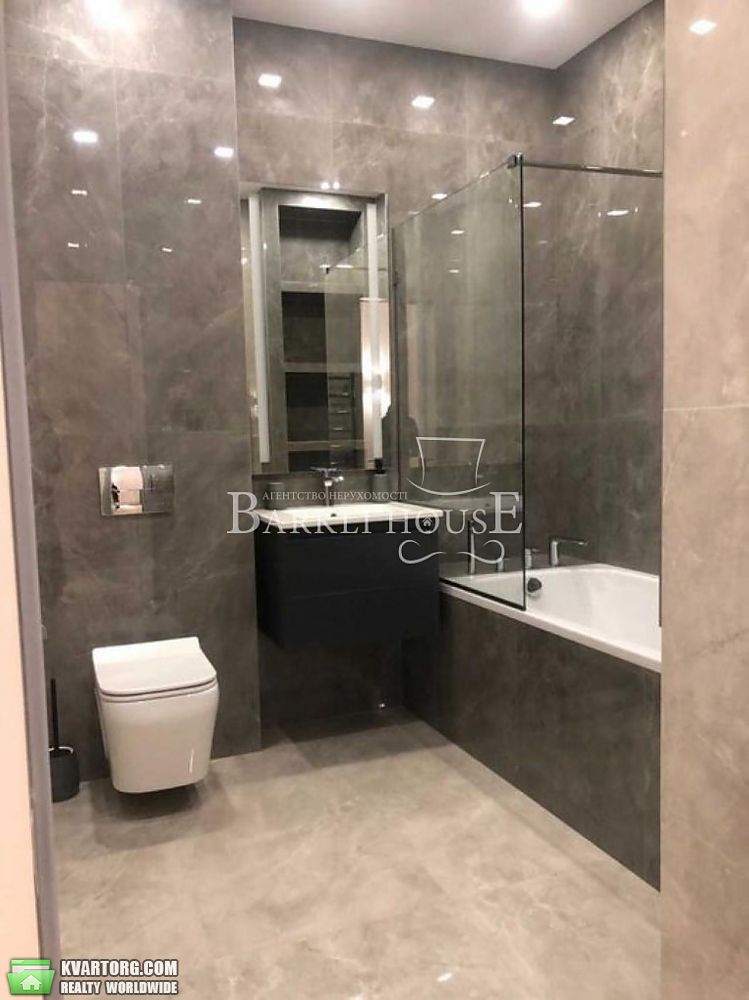 Rent out 2-room apartment. Киев,  Саксаганского — photo 9