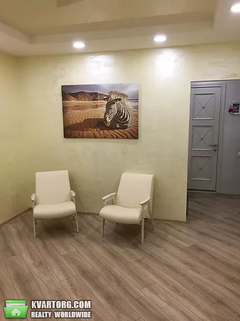 Sell 3-room apartment. Киев,  Срибнокильская — photo 8