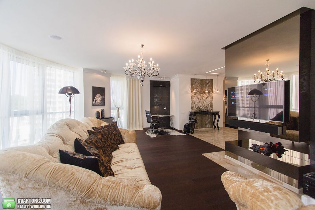 Sell 3-room apartment. Киев,  Драгомирова — photo 1
