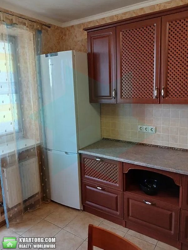 Rent out 2-room apartment. Днепропетровск, Братів Горобців — photo 9