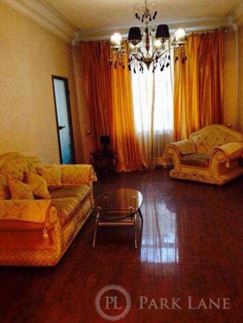 Sell 2-room apartment. Киев, Барбюса Анри — photo 1