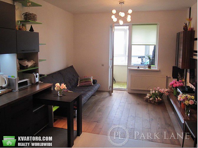 Sell 1-room apartment. Киев,  Дегтяревская — photo 4