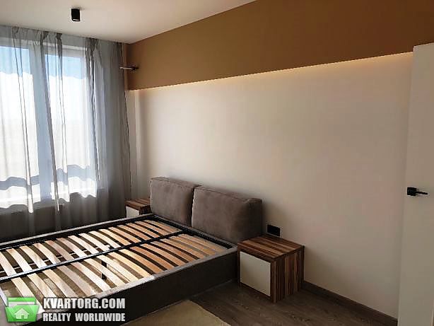 Sell 1-room apartment. Киев,  Соломенская — photo 1