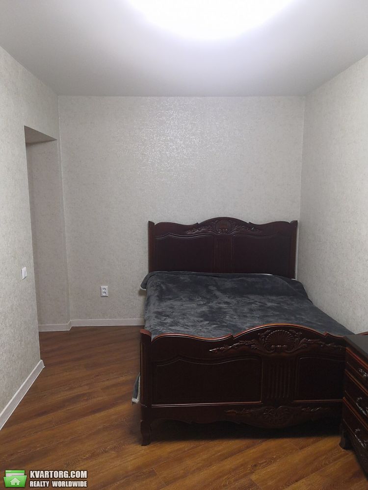 Rent out 2-room apartment. Львов, Пасічна — photo 6
