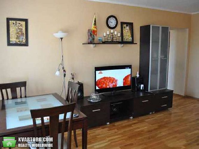 Sell 3-room apartment. Киев,  Ереванская — photo 1