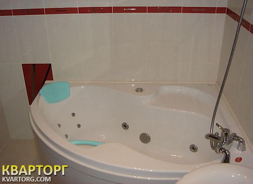 Rent out 2-room apartment. Киев,  Саксаганского — photo 9