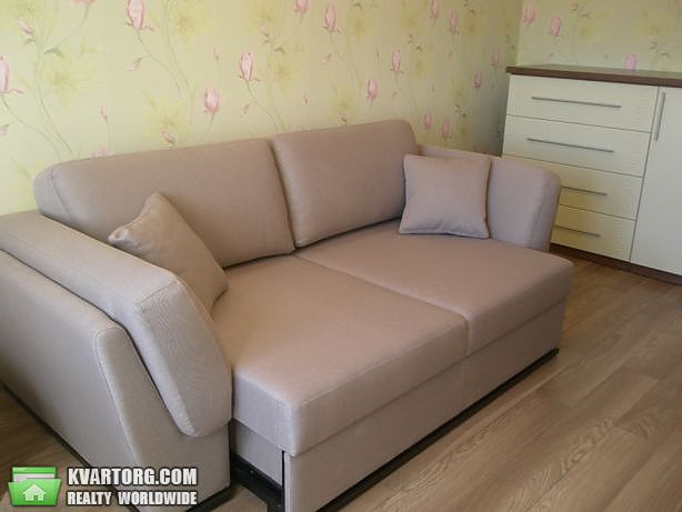 Rent out 1-room apartment. Киев, Академика Глушкова — photo 2