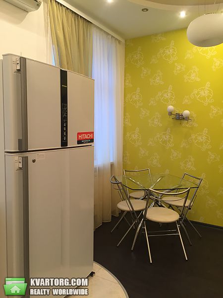 Rent out 2-room apartment. Киев, Госпитальный пер — photo 6