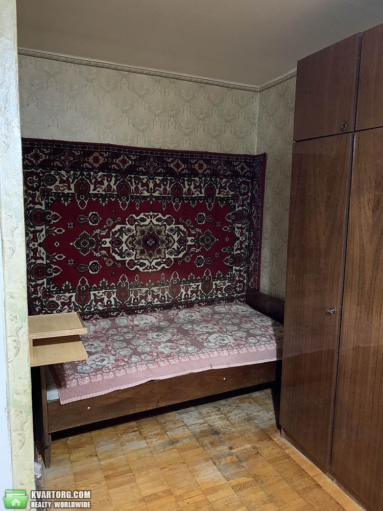 Rent out 1-room apartment. Киев,  Вершигоры — photo 2