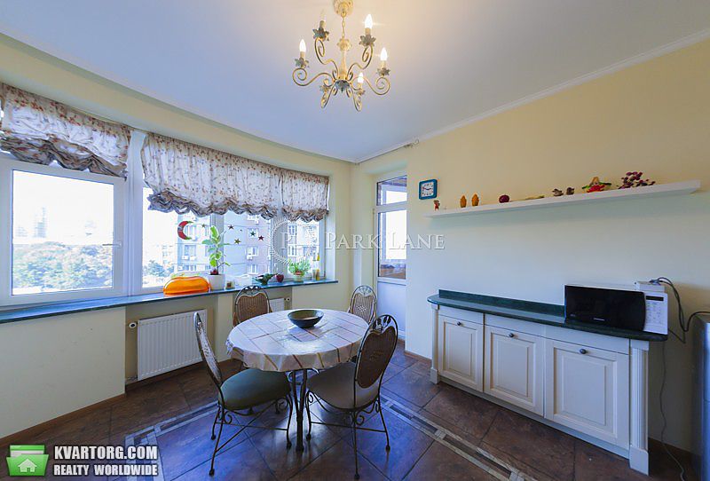 Rent out 4-room apartment. Киев,  Старонаводницкая — photo 6