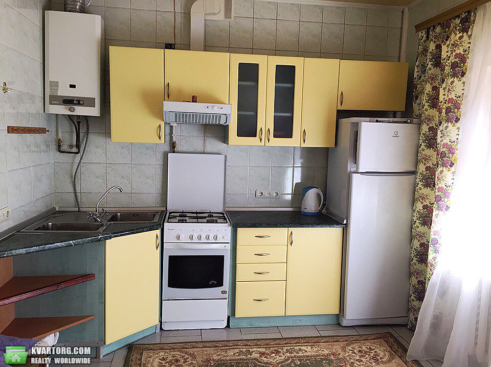 Rent out 3-room apartment. Киев,  Раевского — photo 8